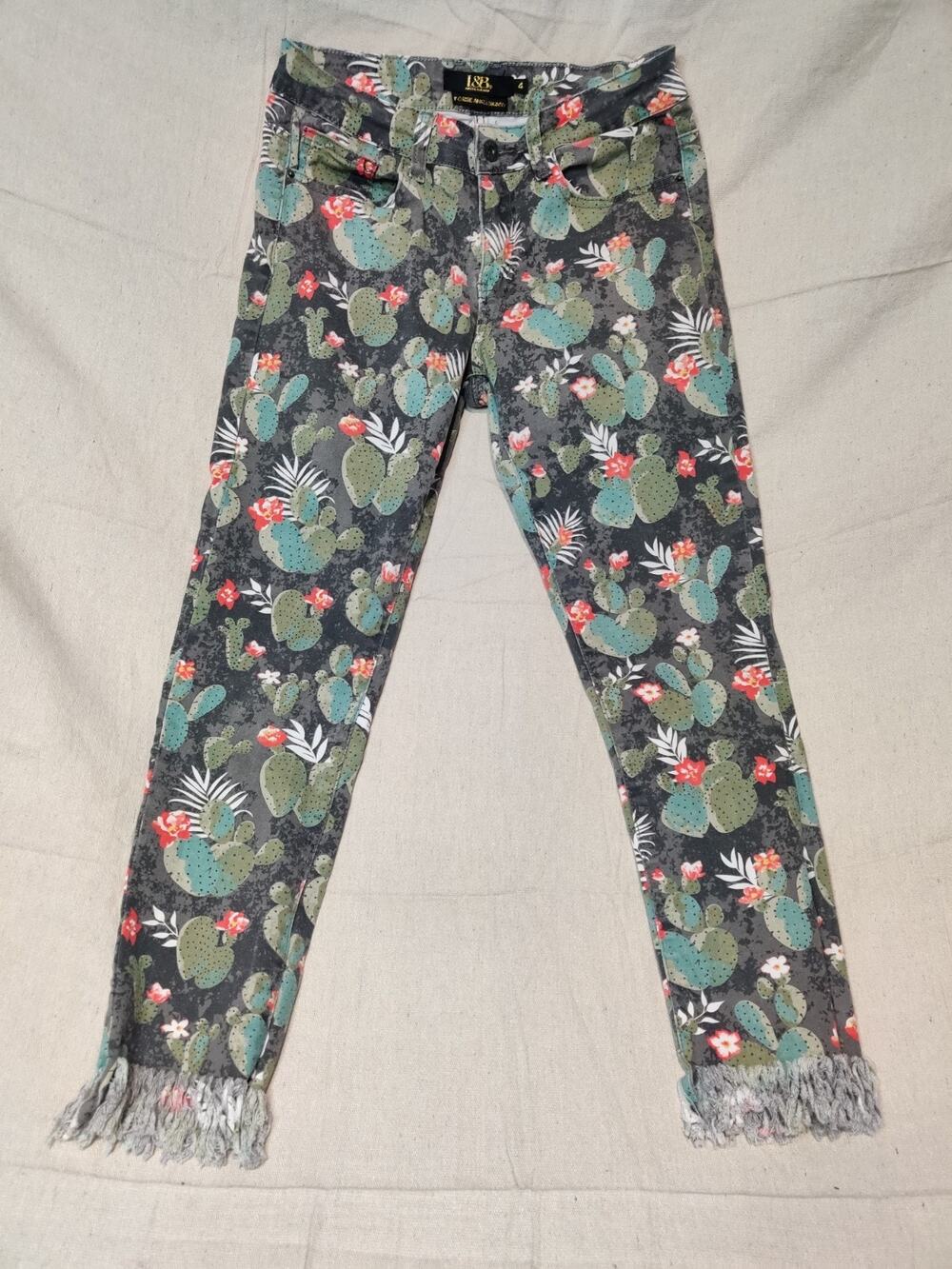 Lucky & Blessed Jeans Mid Rise Ankle Skinny Women's Size 4 Cactus Fringed